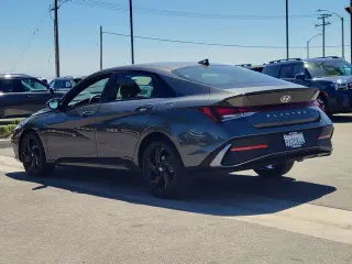 Hyundai ELANTRA 2026 SEL Sport 4dr Sedán