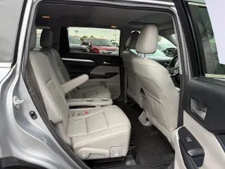 Toyota Highlander 2016 AWD XLE, SUV de 4 puertas