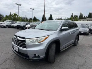 Toyota Highlander 2016 AWD XLE, SUV de 4 puertas