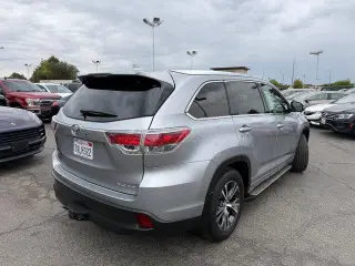 Toyota Highlander 2016 AWD XLE, SUV de 4 puertas