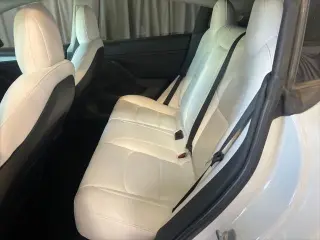 Tesla Model 3 2022 AWD Long Range 4p Sedan