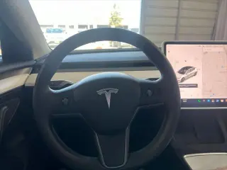 Tesla Model 3 2022 AWD Long Range 4p Sedan