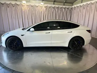 Tesla Model 3 2022 AWD Long Range 4p Sedan