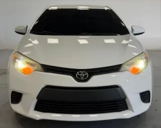 Toyota Corolla 2014 LE 4dr Sedán