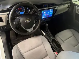Toyota Corolla 2014 LE 4dr Sedán