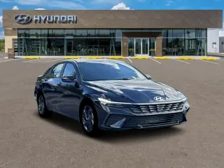 Hyundai ELANTRA 2026 SEL Sport 4dr Sedán