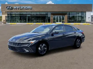 Hyundai ELANTRA 2026 SEL Sport 4dr Sedán