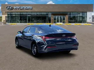 Hyundai ELANTRA 2026 SEL Sport 4dr Sedán