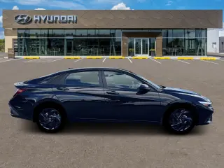 Hyundai ELANTRA 2026 SEL Sport 4dr Sedán