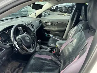 2021 Jeep Cherokee