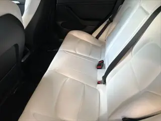 Tesla Modelo 3 2023 Sedán 4p.