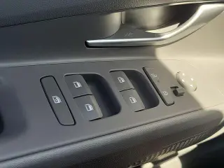 Hyundai ELANTRA 2026 SEL Sport Sedán de 4 puertas