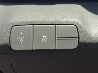 Hyundai ELANTRA 2026 SEL Sport Sedán de 4 puertas