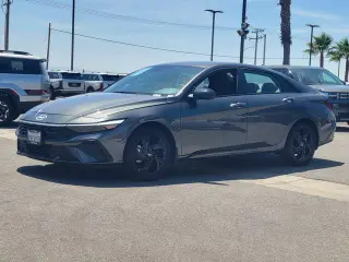 Hyundai ELANTRA 2026 SEL Sport Sedán de 4 puertas