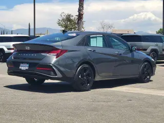 Hyundai ELANTRA 2026 SEL Sport Sedán de 4 puertas