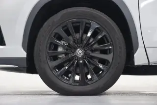 Toyota Highlander 2024 XSE 4dr SUV