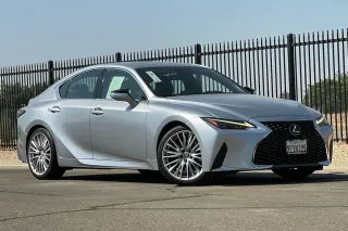 2023 Lexus IS