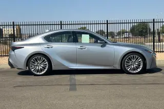 2023 Lexus IS