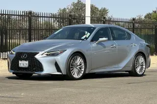 2023 Lexus IS