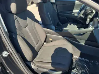 Hyundai ELANTRA 2024 SE 4p Sedan