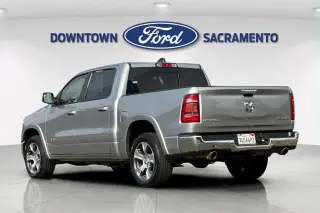 Ram 1500 2019 4x4 Laramie 4dr Crew Cab 5.6 ft. SB Pickup