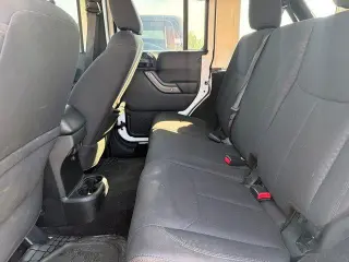 Jeep Wrangler Unlimited 2017 4x4 Sport 4dr SUV
