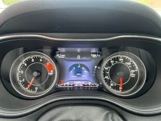 Jeep Cherokee 2021 4x4 Latitude Lux 4dr SUV