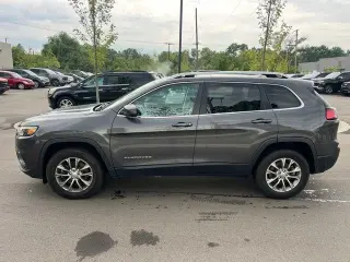 Jeep Cherokee 2021 4x4 Latitude Lux 4dr SUV