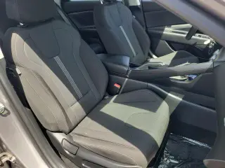 Hyundai ELANTRA 2024 SE 4p Sedan
