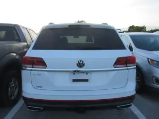 Volkswagen Atlas 2023 V6 SE 4dr SUV con Tecnología