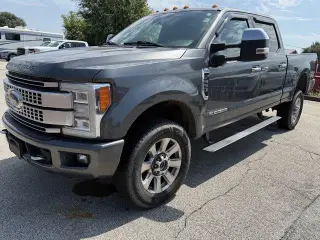 Ford F-350 Super Duty 2017 4x4 Platinum 4p Cabina Extendida 6.8 ft. SB SRW Camioneta