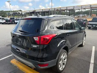 Ford Escape 2019 Titanium 4dr SUV