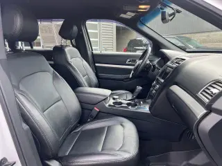Ford Explorer 2016 AWD XLT 4dr SUV