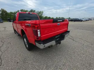 Ford F-350 Super Duty 2022 4x4 XLT 4p SuperCab 6.8 ft. SB SRW Pickup