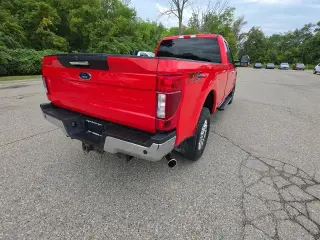 Ford F-350 Super Duty 2022 4x4 XLT 4p SuperCab 6.8 ft. SB SRW Pickup
