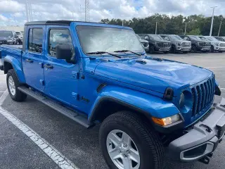 Jeep Gladiator 2021 4x4 Sport 4dr Crew Cab 5.0 ft. SB