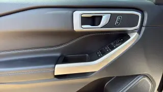 Ford Explorer 2023 XLT 4p SUV