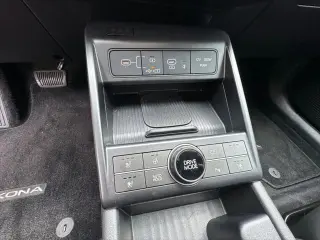 Hyundai KONA 2024 Limited 4dr Crossover
