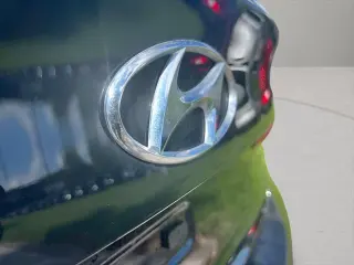 Hyundai ELANTRA 2017 Edición de Valor 4p Sedan (EE. UU.)