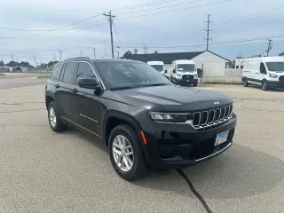 Jeep Grand Cherokee 2024 4x4 Laredo 4dr SUV