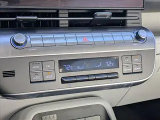 Hyundai KONA 2026 TRAC SEL Sport 4dr SUV