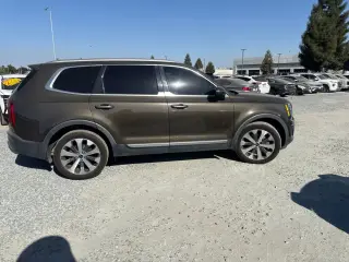 Kia Telluride 2021 S 4dr SUV
