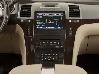 Cadillac Escalade ESV 2011 tracción a las cuatro ruedas (AWD) Luxury 4 puertas SUV