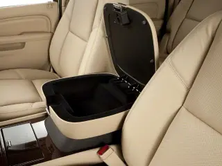 Cadillac Escalade ESV 2011 tracción a las cuatro ruedas (AWD) Luxury 4 puertas SUV