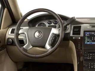 Cadillac Escalade ESV 2011 tracción a las cuatro ruedas (AWD) Luxury 4 puertas SUV