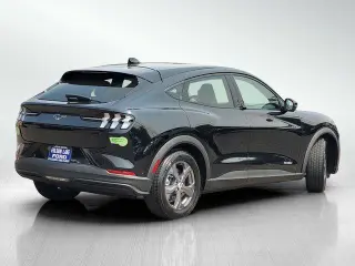 Ford Mustang Mach-E 2023 Select 4dr SUV