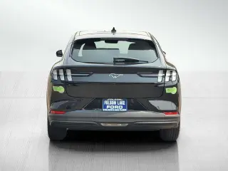 Ford Mustang Mach-E 2023 Select 4dr SUV