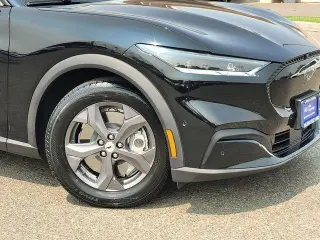 Ford Mustang Mach-E 2023 Select 4dr SUV