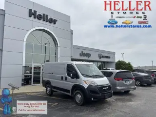 Furgoneta de carga Ram ProMaster 2025 Tradesman 1500, eje corto 118, 3 puertas, techo bajo, sin asiento del pasajero