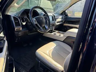 Ford Expedition MAX 2020 4x4 Platinum 4dr SUV